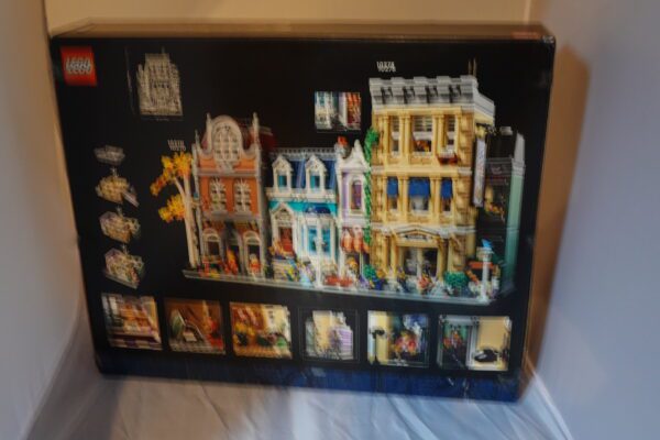 Lego® 10278 Creator Expert Polizeistation – Bild 2