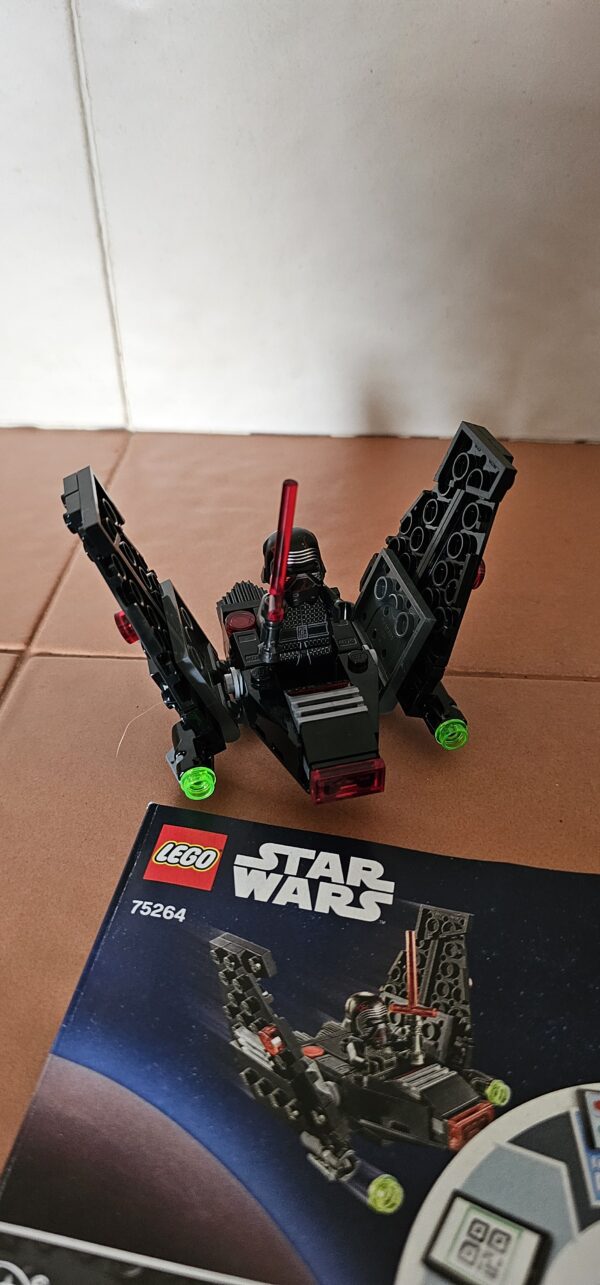 Lego® 75264 Star Wars Kylo Rens Shuttle™ Microfighter – Bild 2