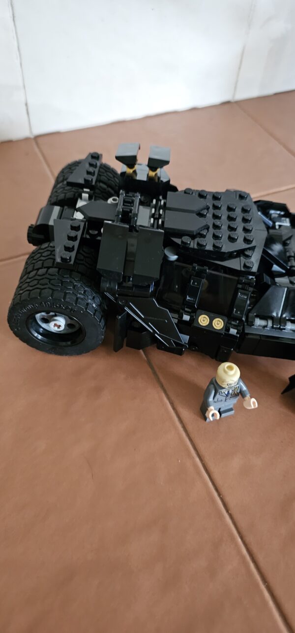 Lego® 76239 DC Batman™ – Batmobile™ Tumbler: Duell mit Scarecrow™ – Bild 2