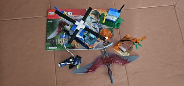 Lego® Jurassic World 10756 Flucht vor dem Pteranodon – Bild 2