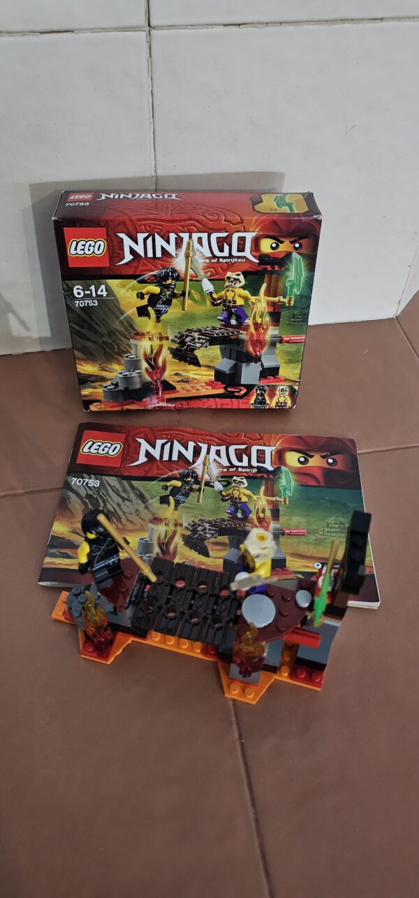 Lego® 70753 Ninjago Lava-Fälle – Bild 2