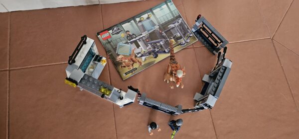 Lego® Jurassic World 75927 Ausbruch des Stygimoloch – Bild 3