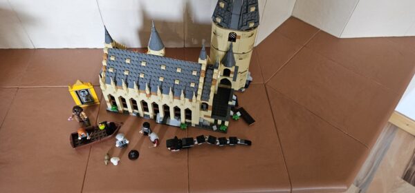 Lego® 75954 Harry Potter Die große Halle von Hogwarts™ – Bild 2