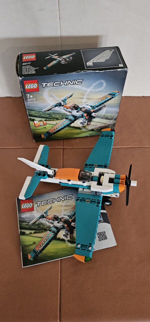 Lego® Technic 42117 Rennflugzeug – Bild 2