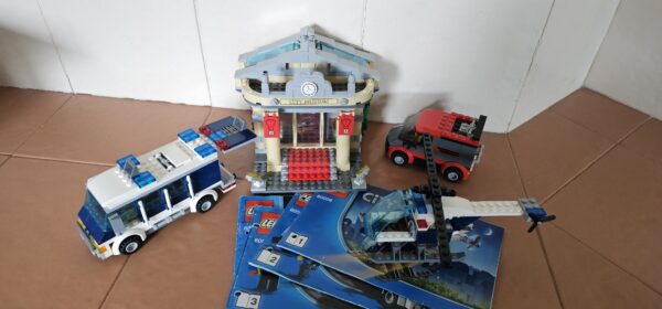 LEGO® City 60008 Museums-Raub – Bild 2