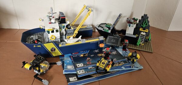 LEGO® City 60095 Tiefsee-Expeditionsschiff