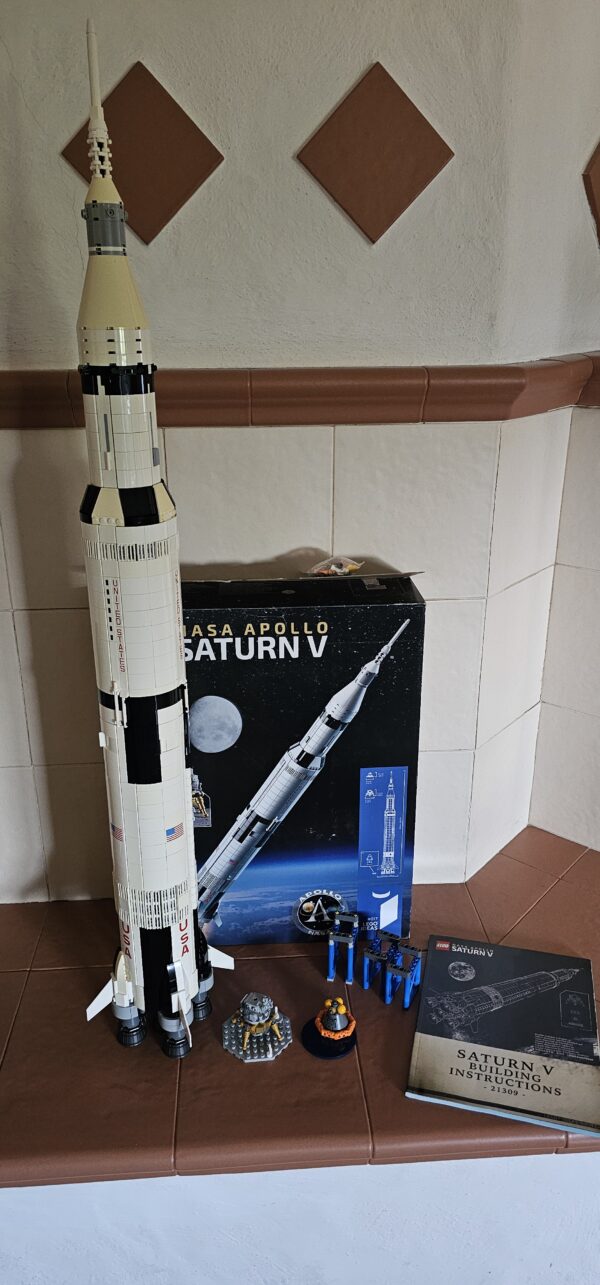 Lego® Ideas 21309 LEGO® NASA Apollo Saturn V