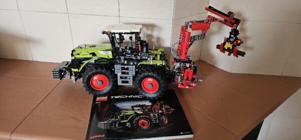 Lego® Technic 42054 CLAAS XERION 5000 TRAC VC