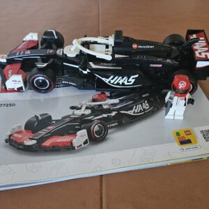 Lego® 77250 Speed Champions MoneyGram Haas F1® Team VF-24 Rennauto