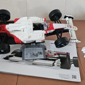 Lego® 10330 McLaren MP4/4 & Ayrton Senna