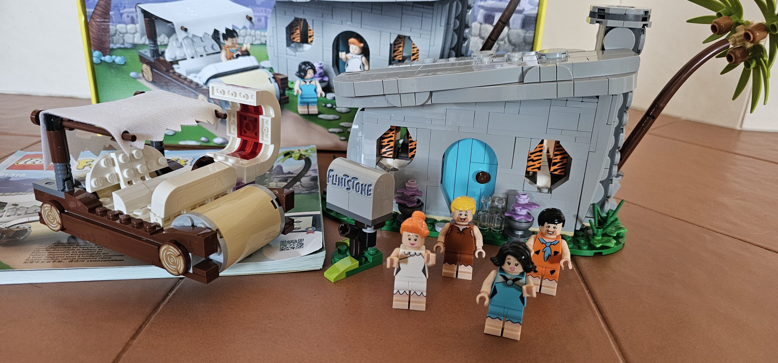 Lego® 21316 The Flintstones - Familie Feuerstein – Bild 2